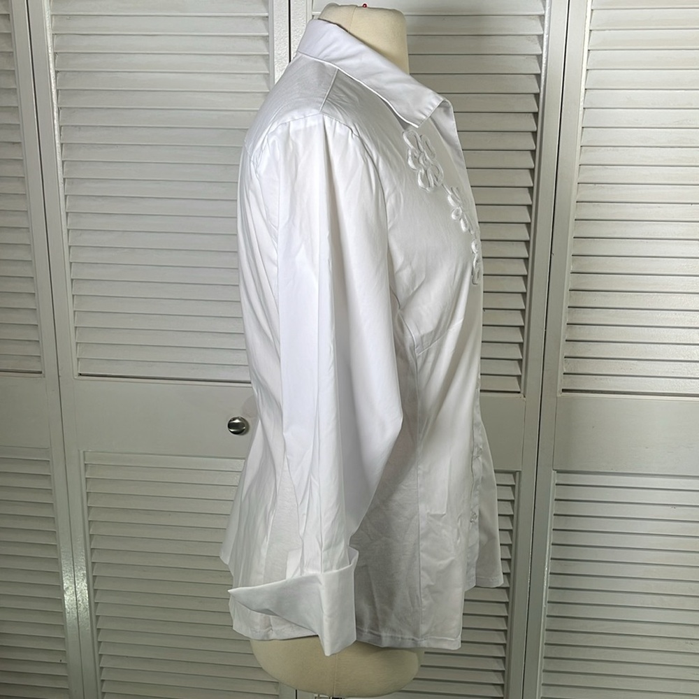 New: Zac & Rachel. Bottom down women’s shirt, color: White. Size: L.Woven + Knit - Picture 6 of 15